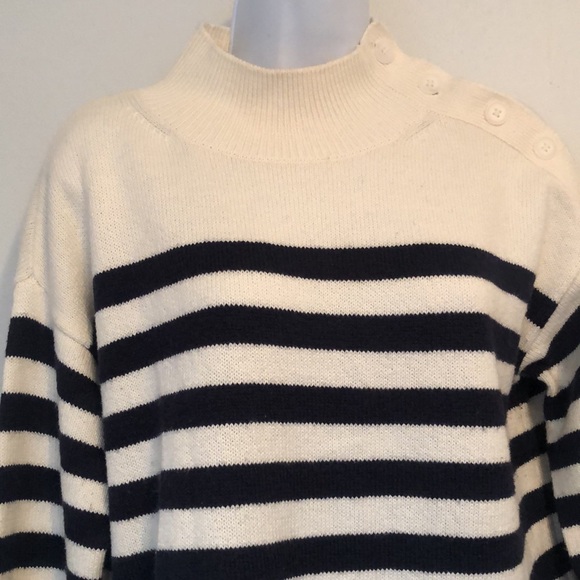 Loft Sweater - Picture 2 of 5